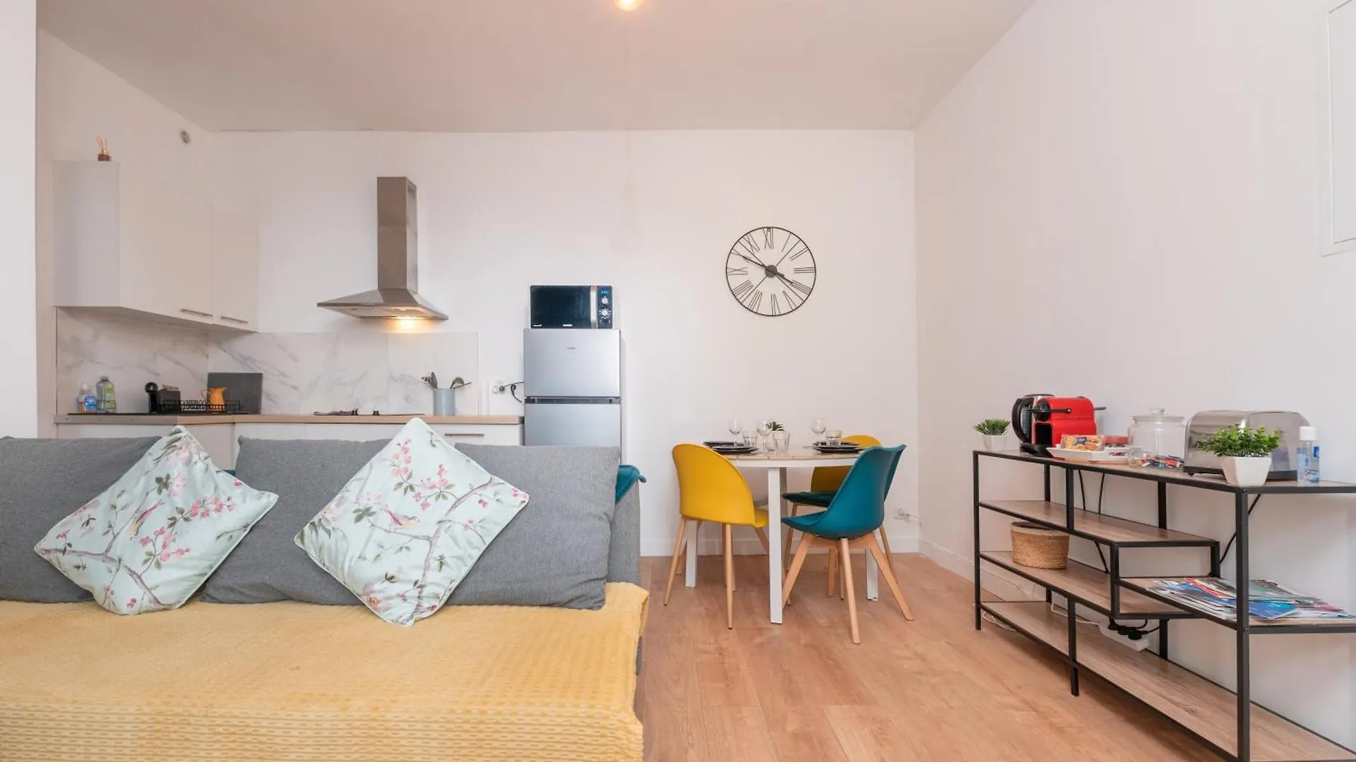 Lorient T2 , Hypercentre , Gare Apartment