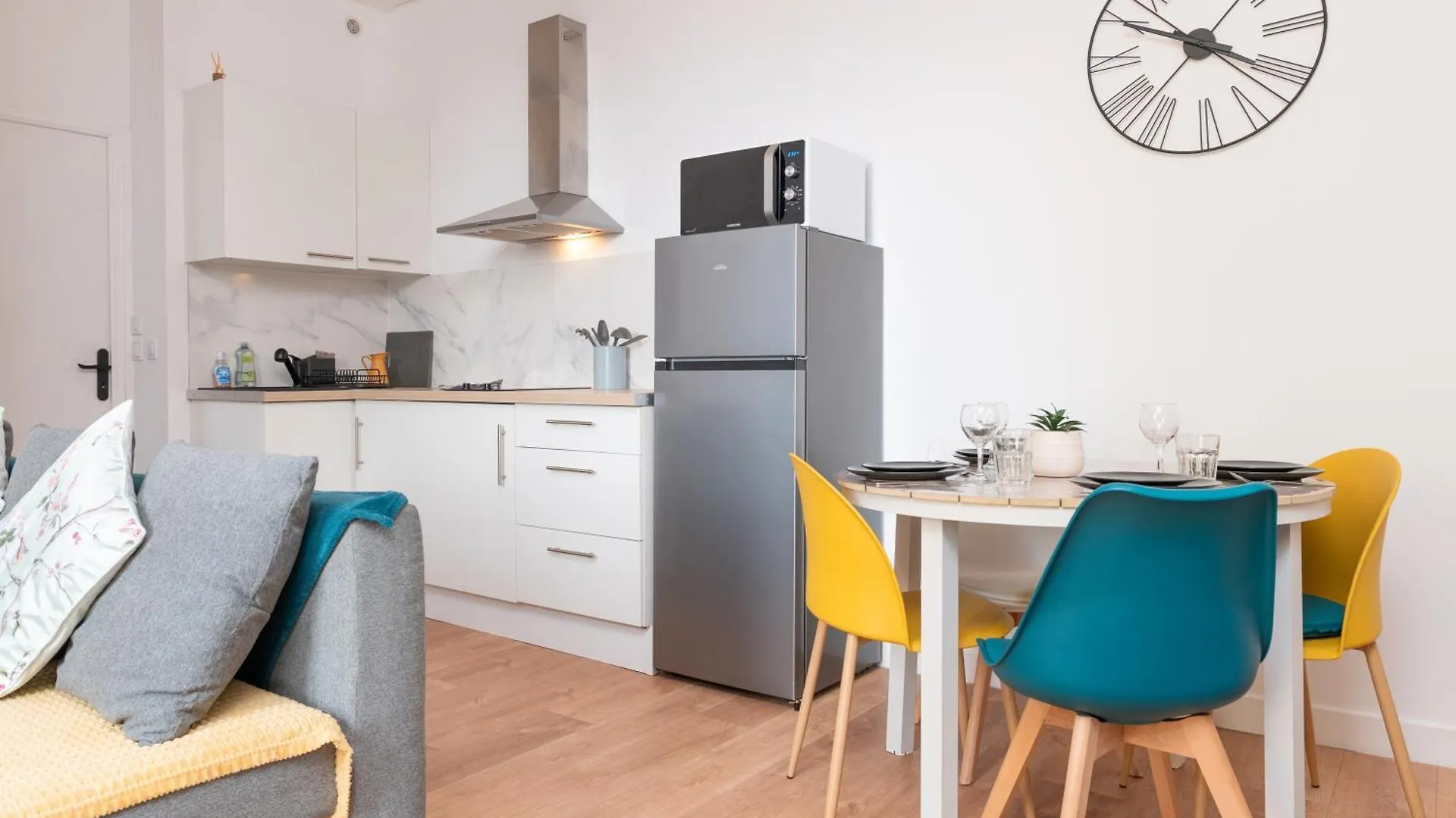 Lorient T2 , Hypercentre , Gare Apartment 0*,  France