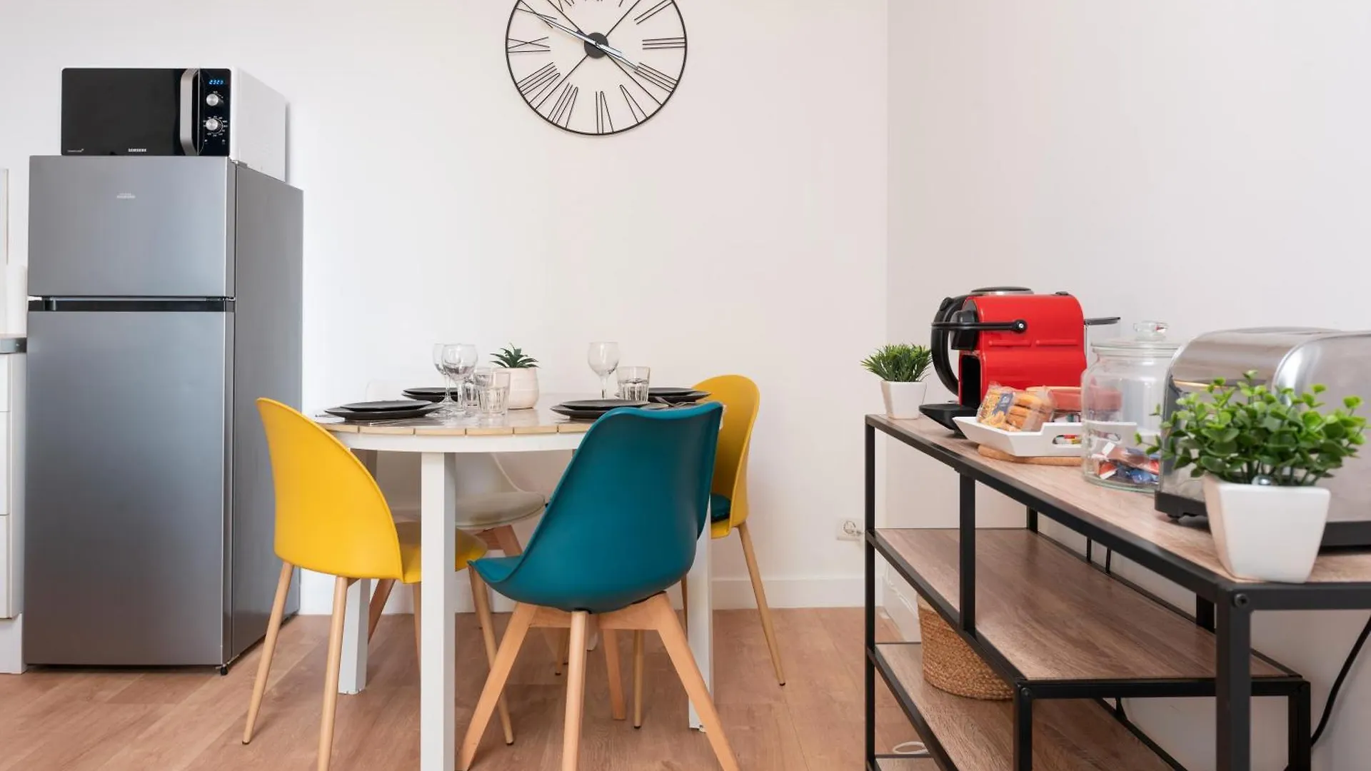 Lorient T2 , Hypercentre , Gare Apartment France